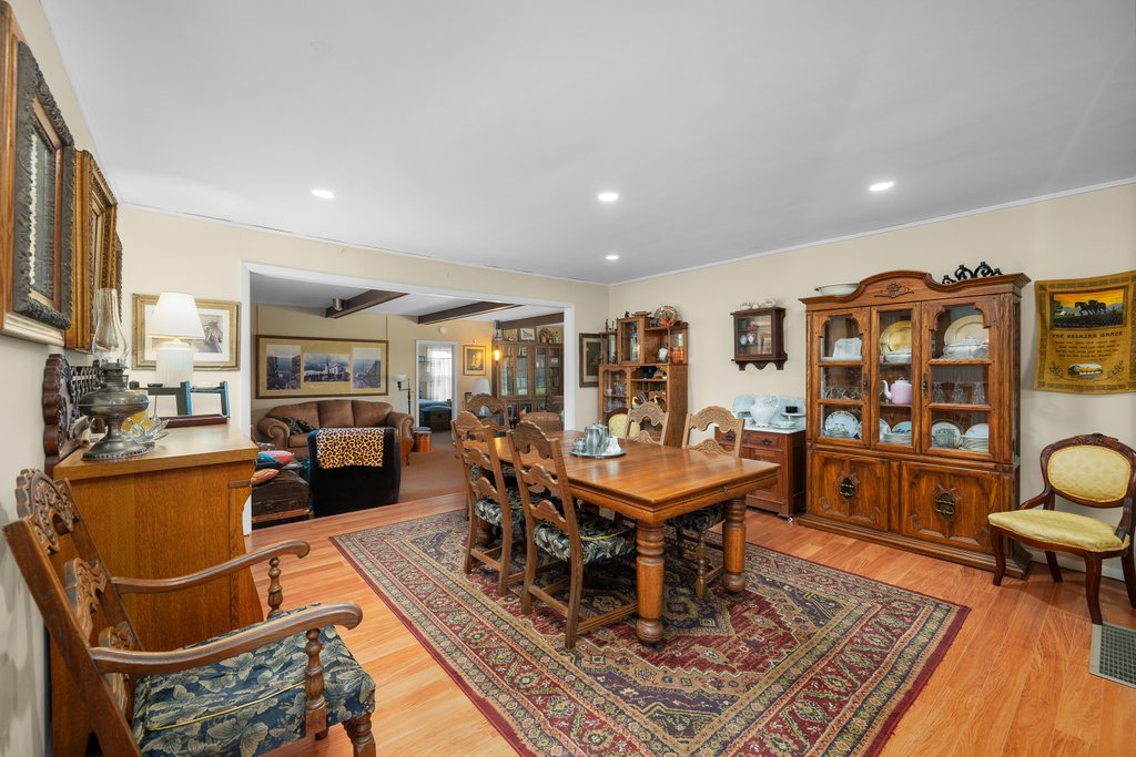 216 N Harlan Street, Neponset, IL