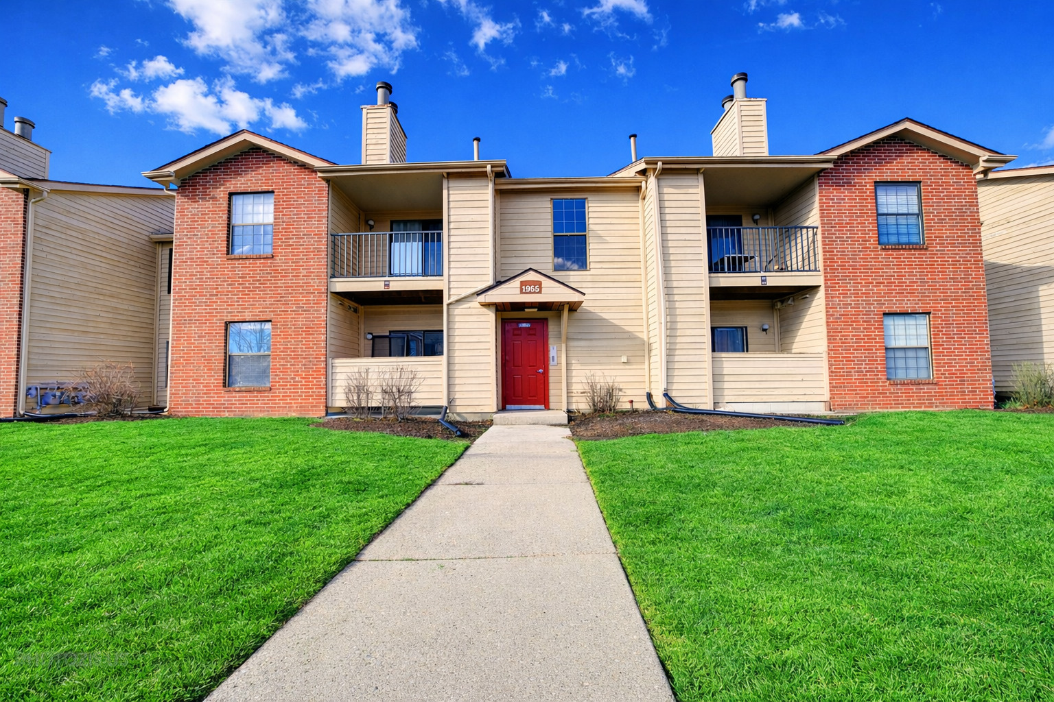 1955 N Hicks Road #105, Palatine, IL