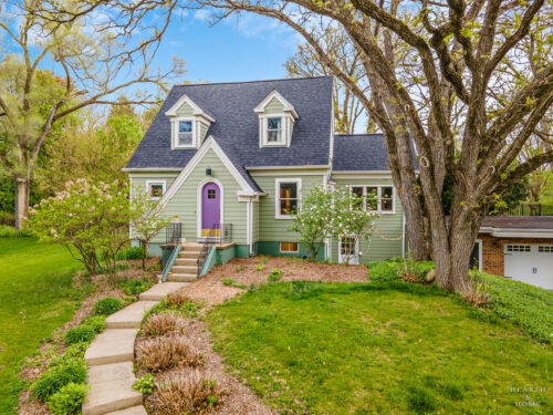 6710 Hillside Road, Crystal Lake, IL