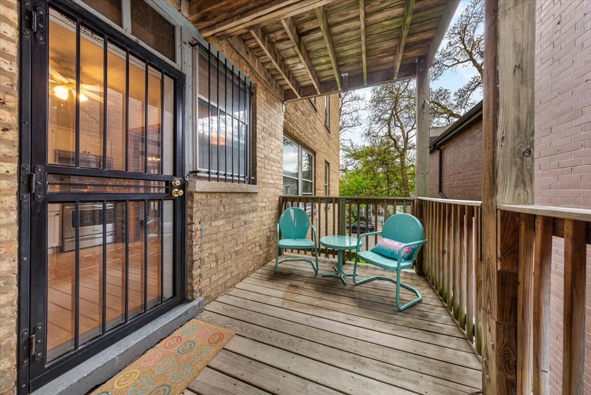3802 N Hamilton Avenue #2S, Chicago, IL