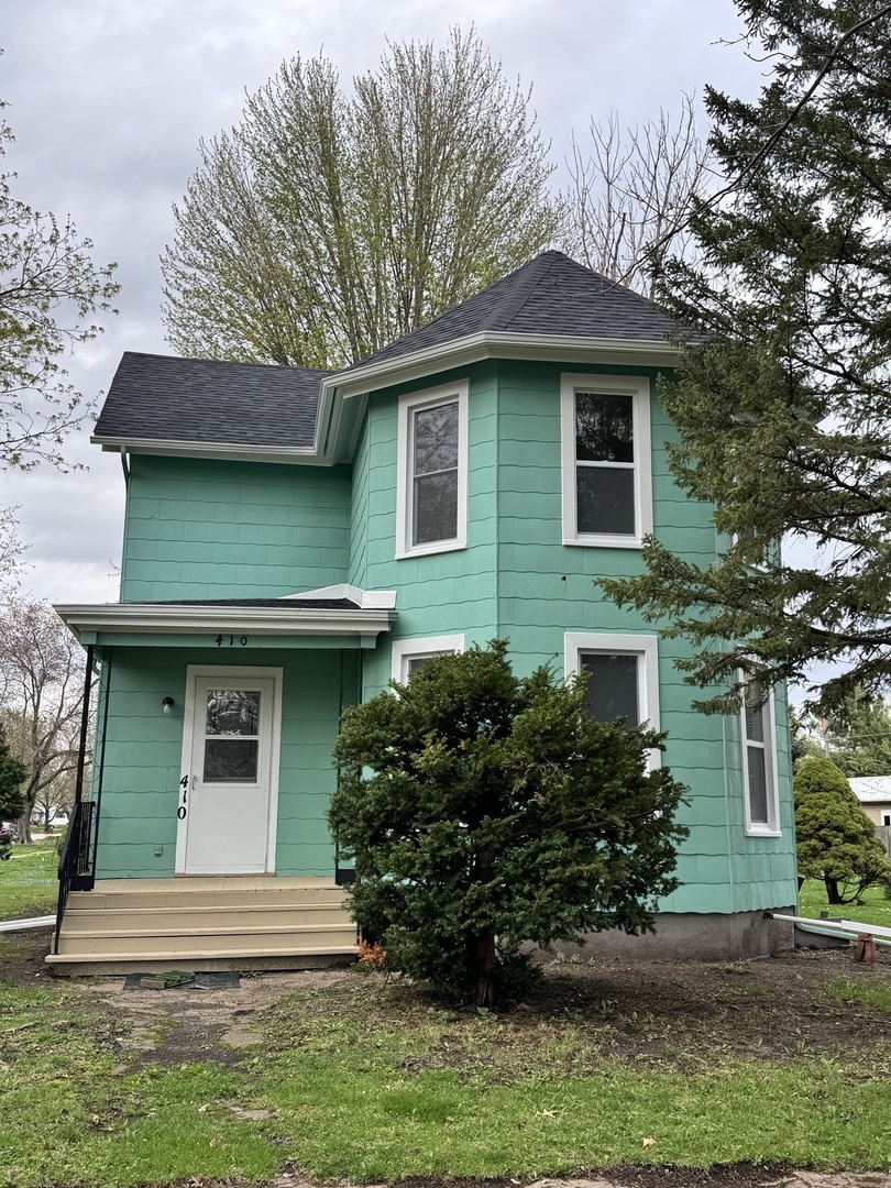 410 3rd Street, Mendota, IL