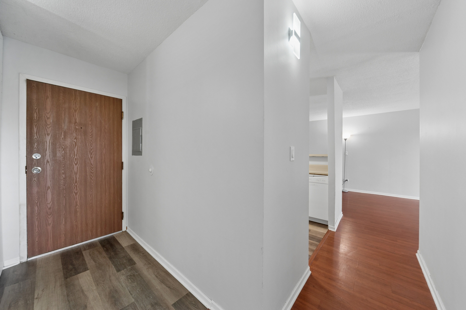 5550 Astor Lane #303, Rolling Meadows, IL