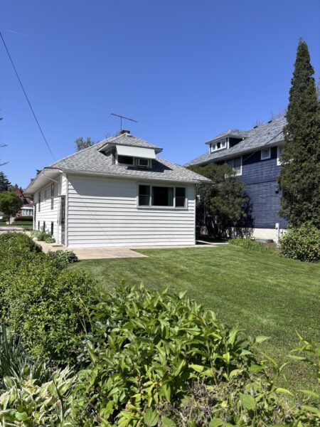 377 Blackhawk Road, Riverside, IL