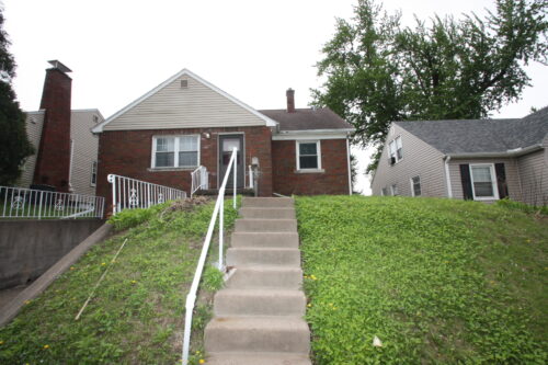 2519 E Locust Street, Davenport, IA