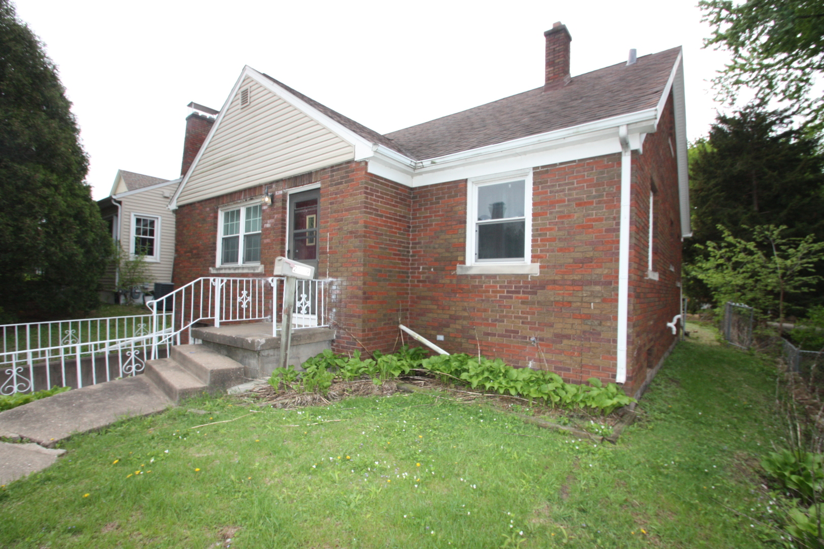 2519 E Locust Street, Davenport, IA