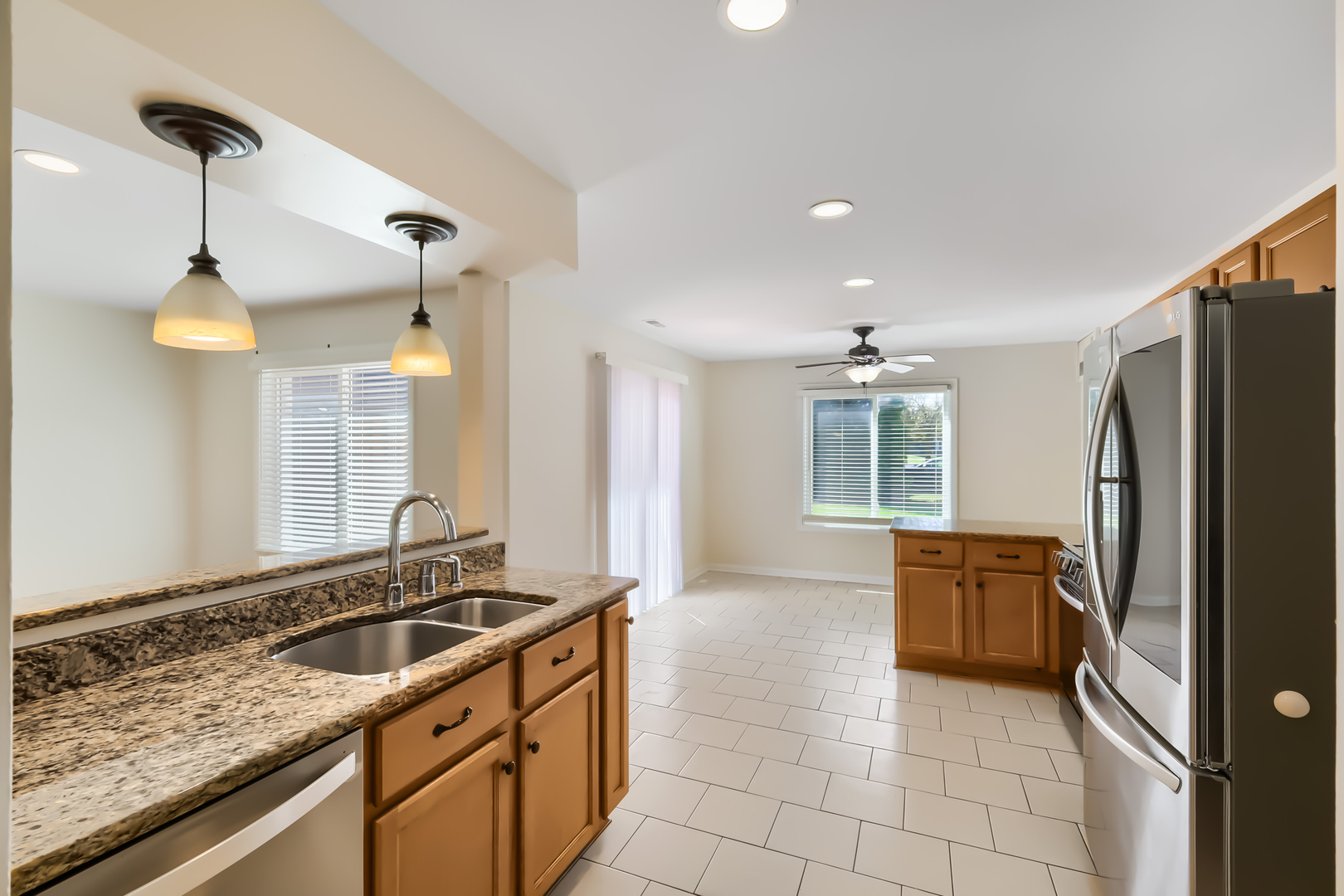 2474 Sunlight Court, Aurora, IL