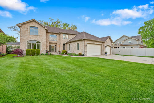 298 Cara Lane, Wood Dale, IL