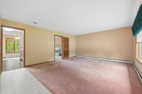 1005 Valley Lane, Lockport, IL