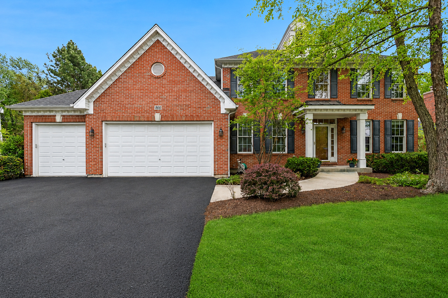 864 Wingfoot Drive, North Aurora, IL