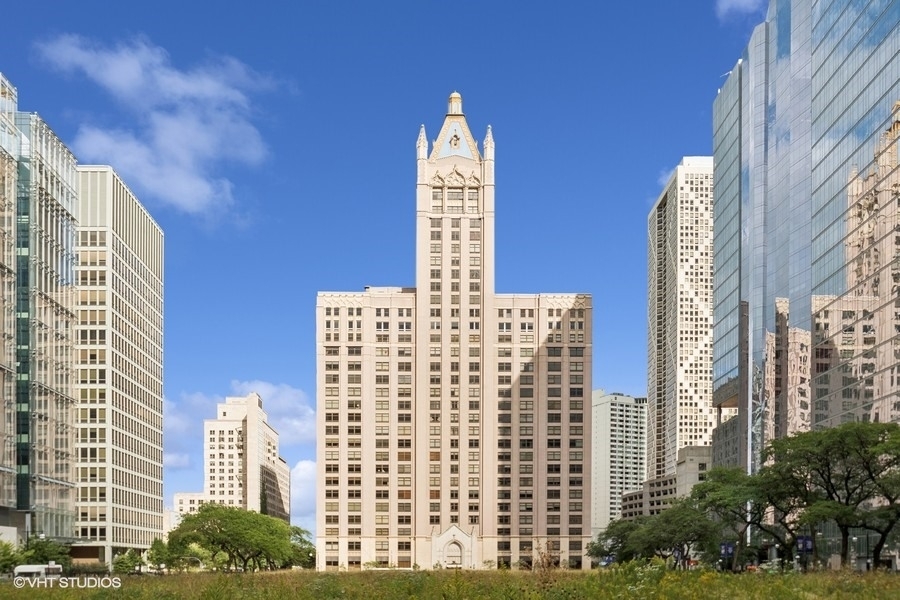 680 N Lake Shore Drive #1415, Chicago, IL