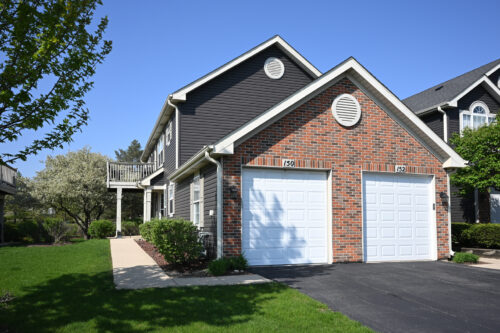 150 E Lake Ridge Drive, Glendale Heights, IL