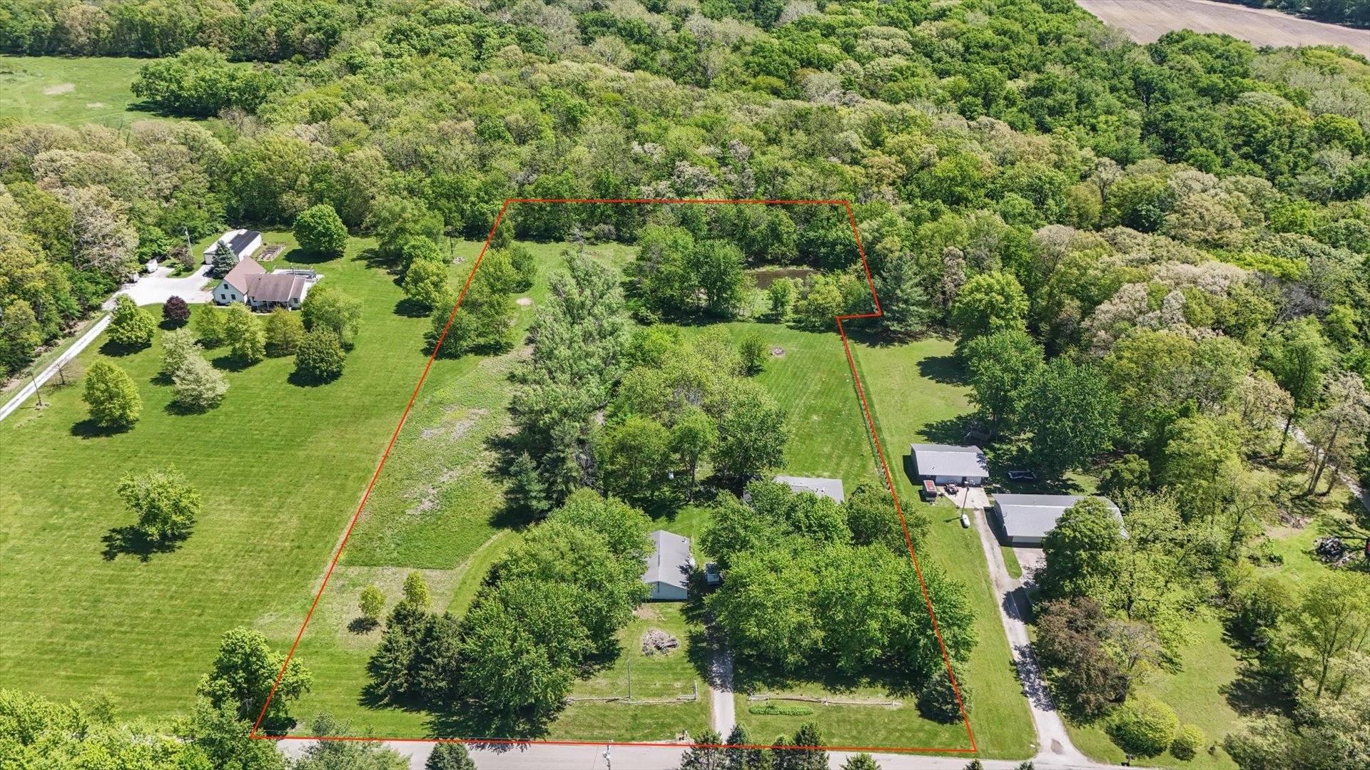 2431 N 1450 East Road, White Heath, IL
