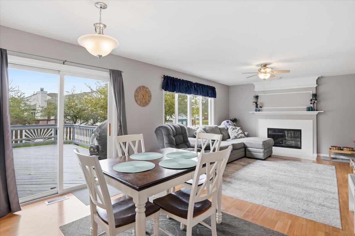 207 Briar Ridge Lane, Lake Villa, IL