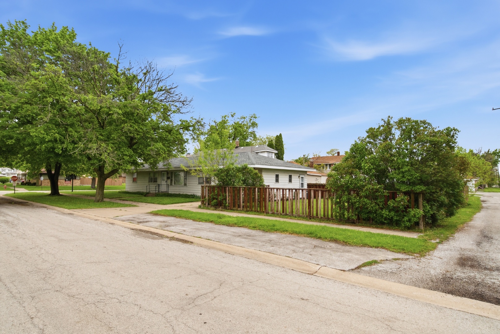 3245 Halsted Street, Steger, IL