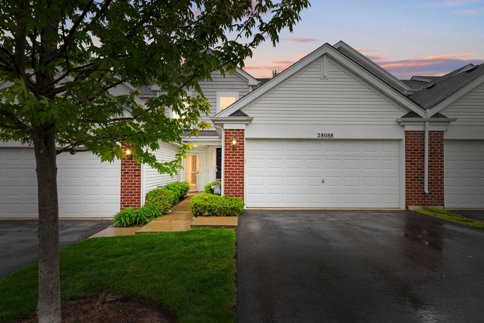 28088 W Niagara Street, Lakemoor, IL