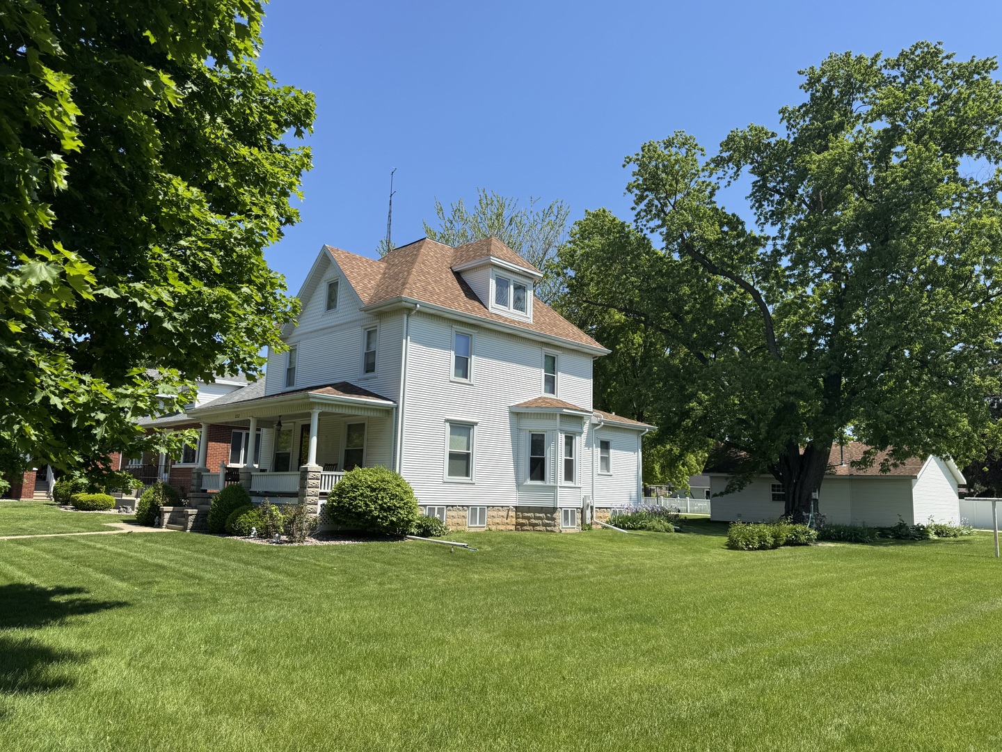 222 N Maple Street, Herscher, IL
