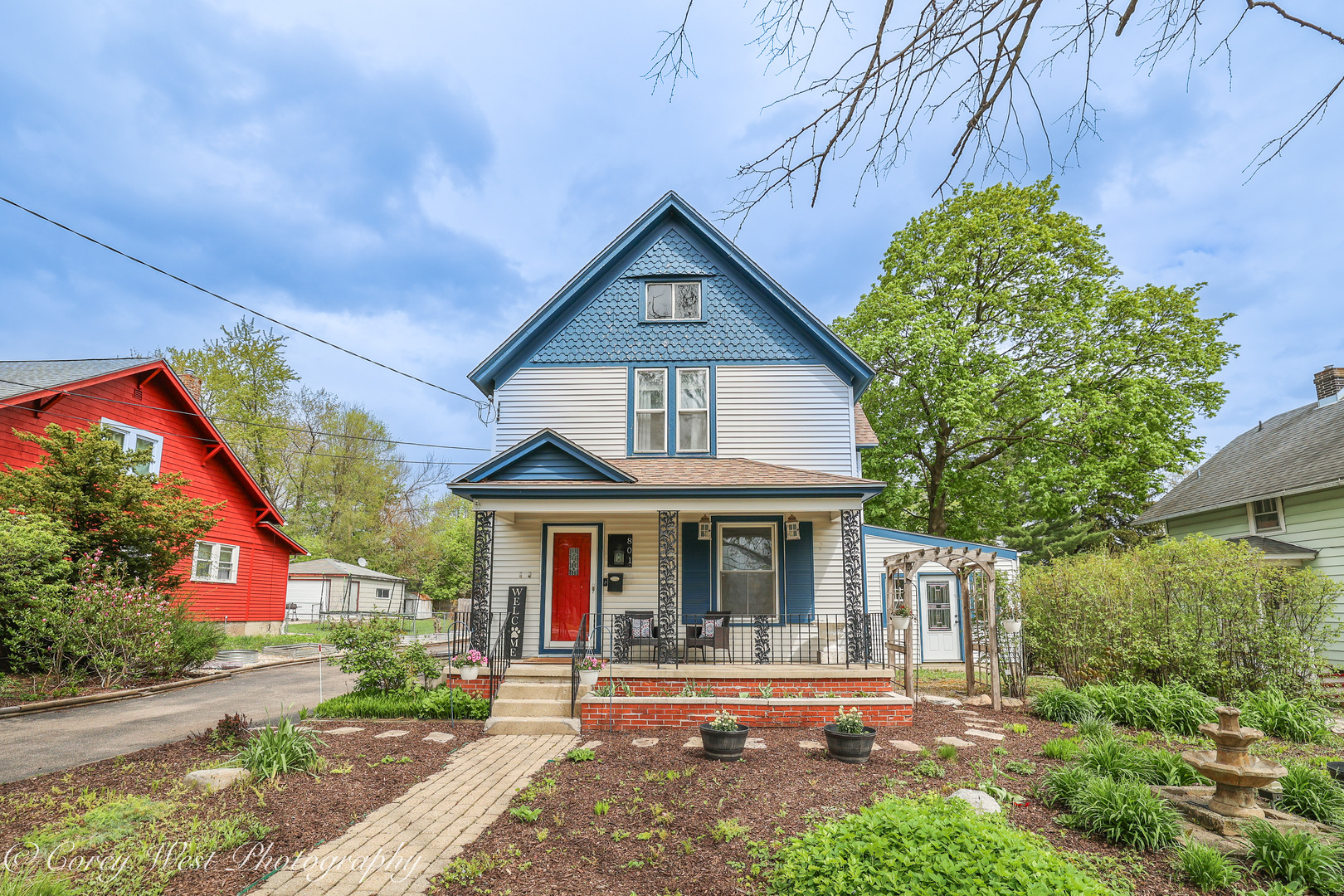 801 S Jefferson Street, Woodstock, IL