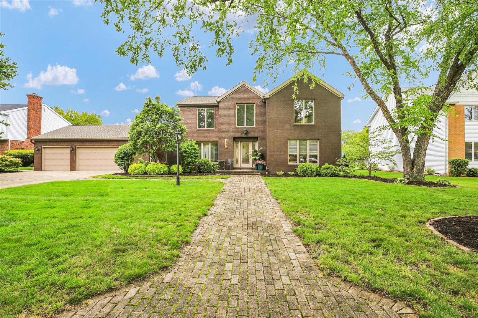 2706 N Salisbury Court, Champaign, IL