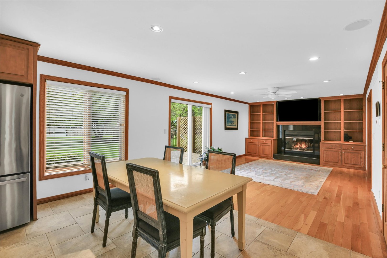 2706 N Salisbury Court, Champaign, IL