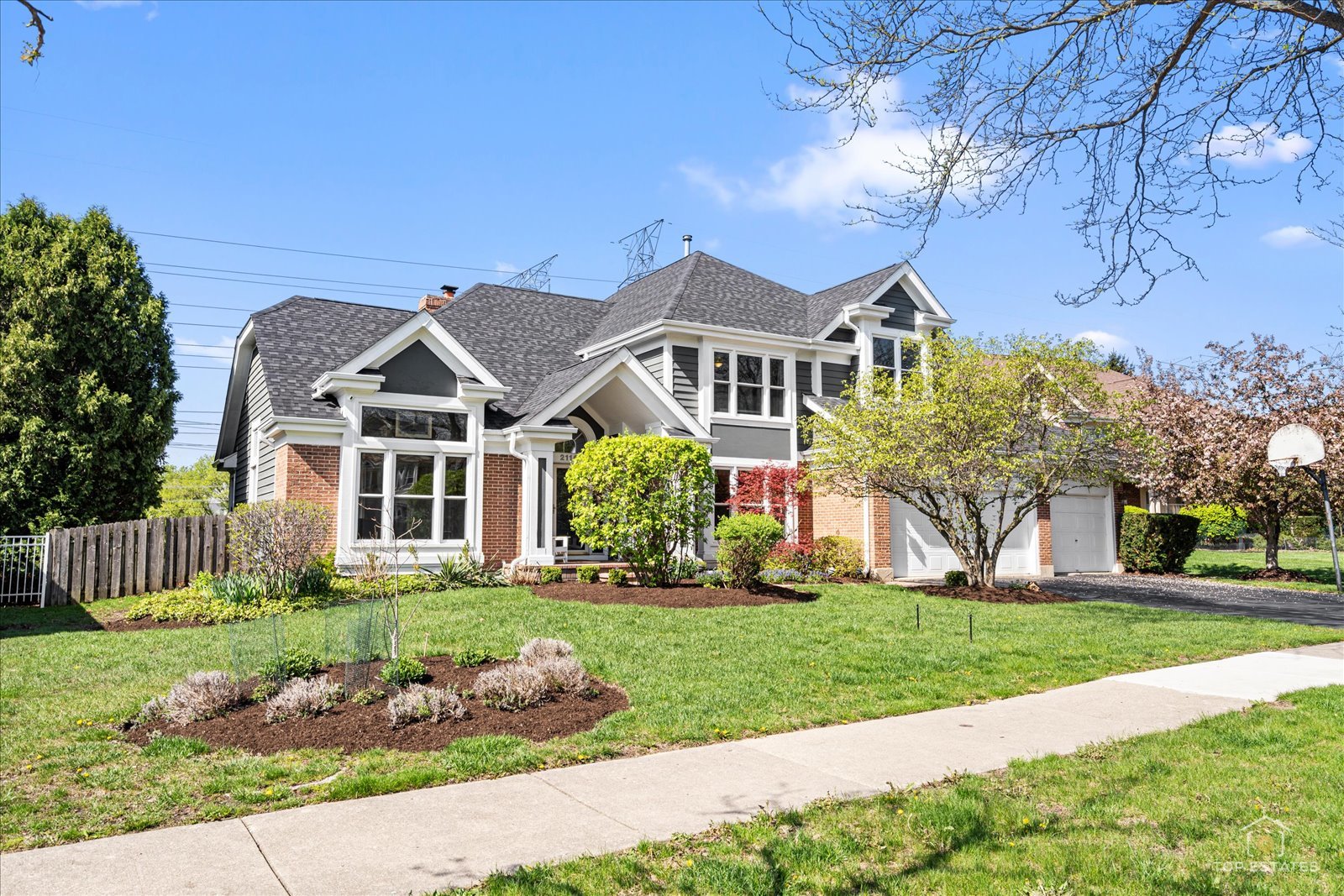 2116 Birchwood Lane, Buffalo Grove, IL