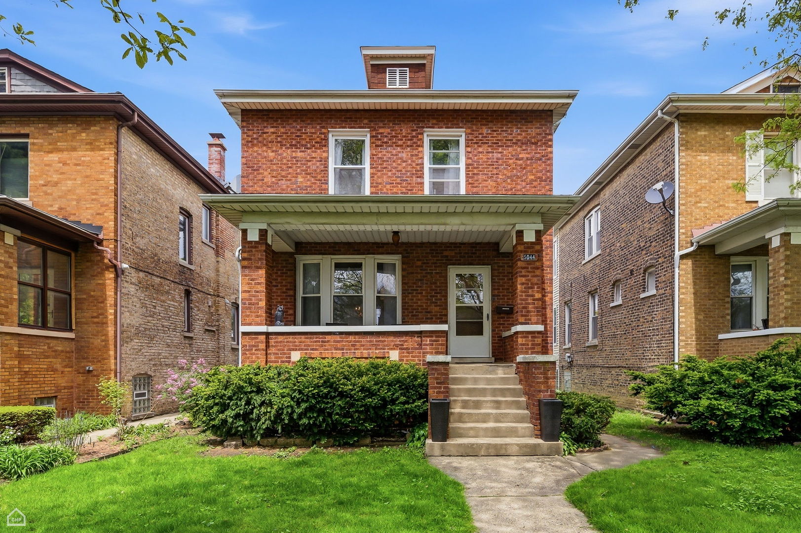 5044 W Wilson Avenue, Chicago, IL