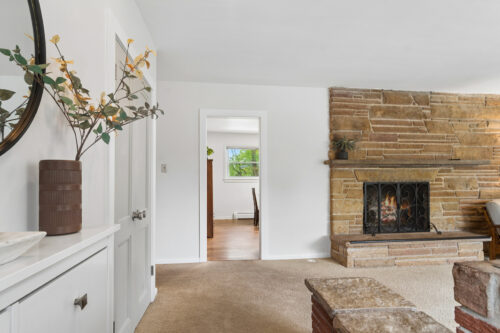 429 W Helen Road, Palatine, IL