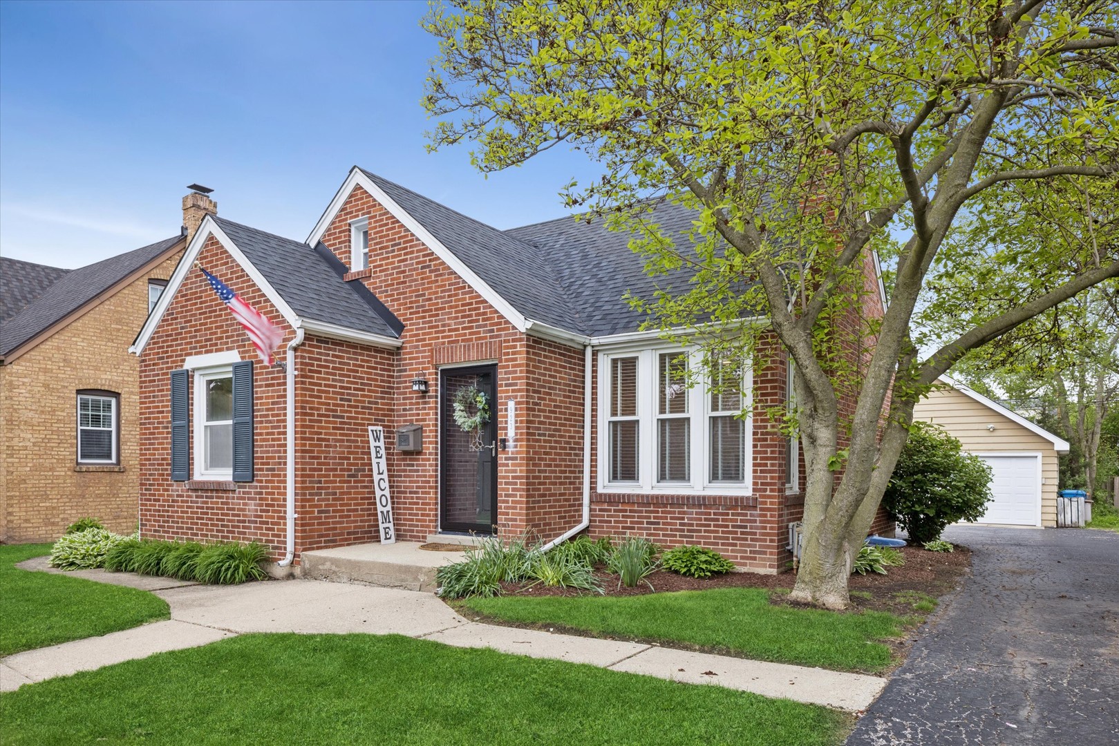 923 S Fairfield Avenue, Elmhurst, IL