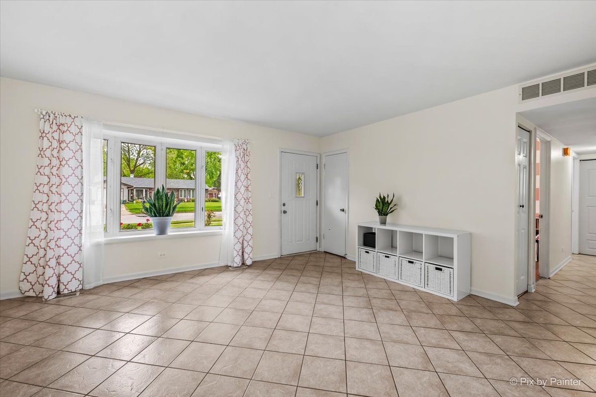 1185 Case Lane, Elgin, IL