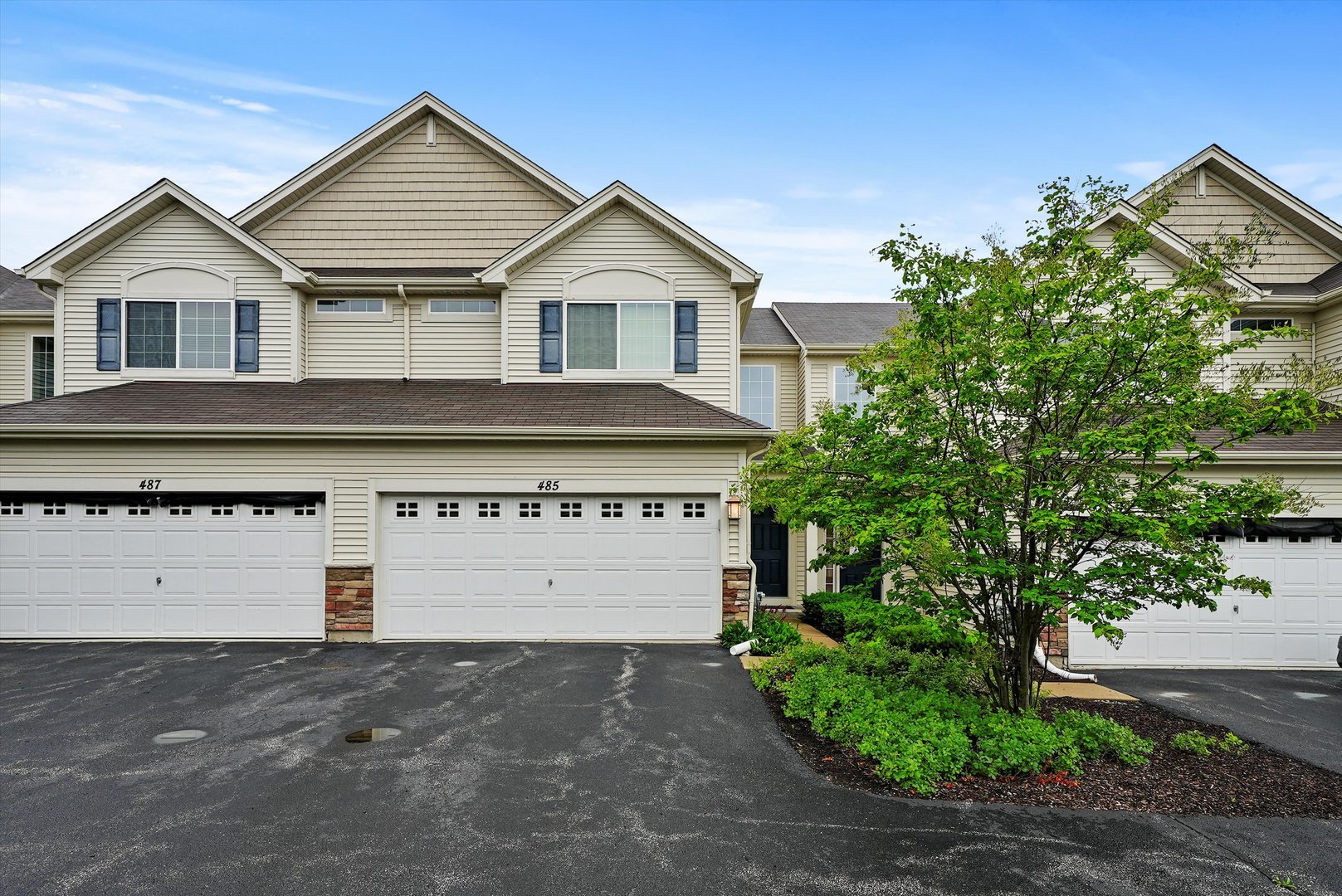 485 S Jade Lane, Round Lake, IL