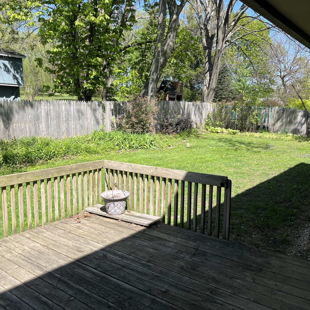 30974 N Milwaukee Avenue, Libertyville, IL