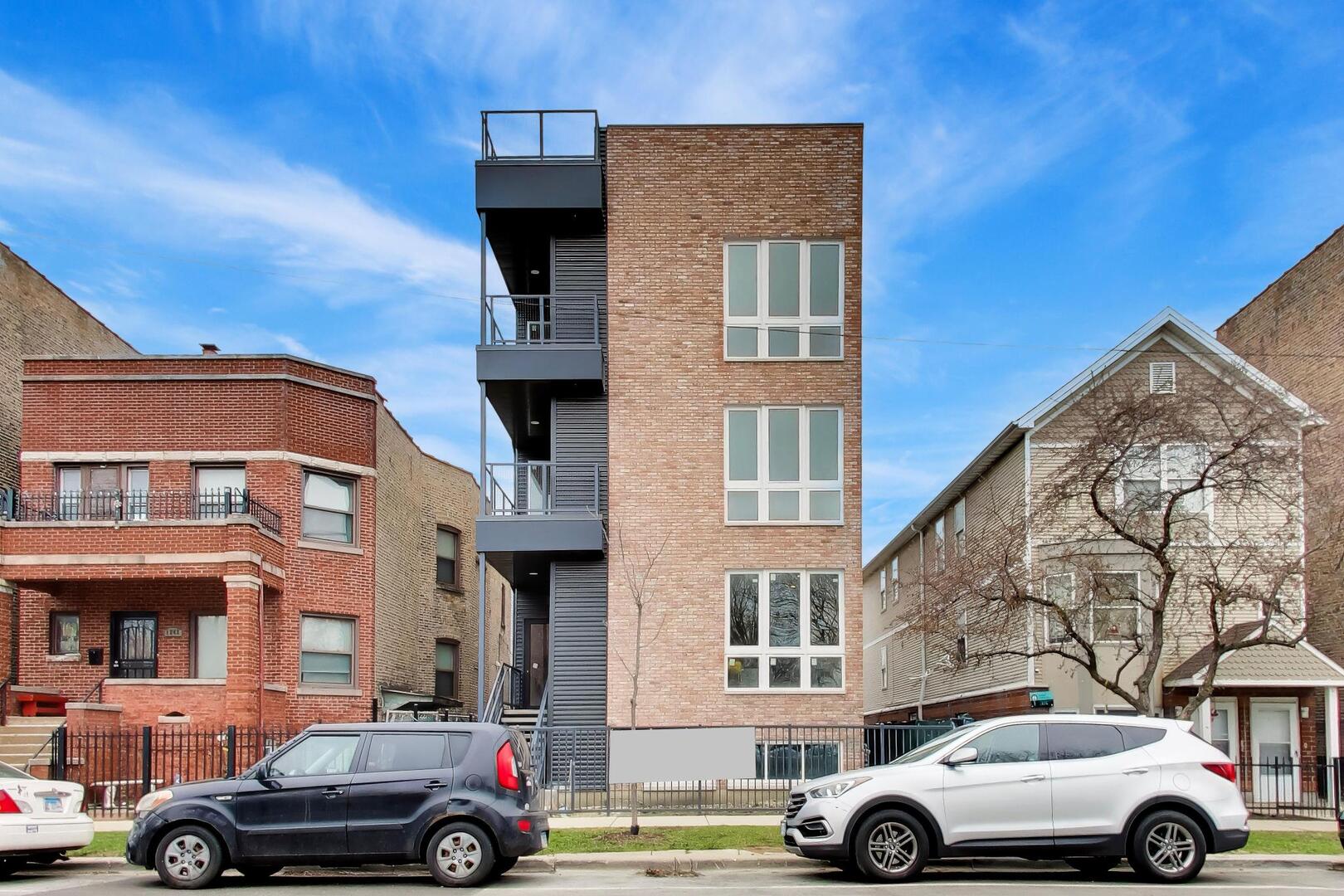 1244 N Kedzie Avenue #4, Chicago, IL