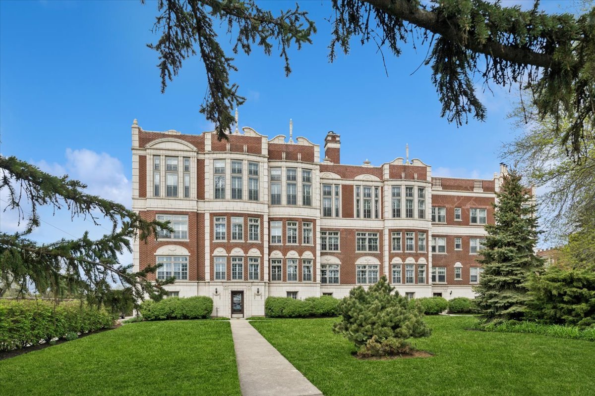 470 Sheridan Road #2, Evanston, IL