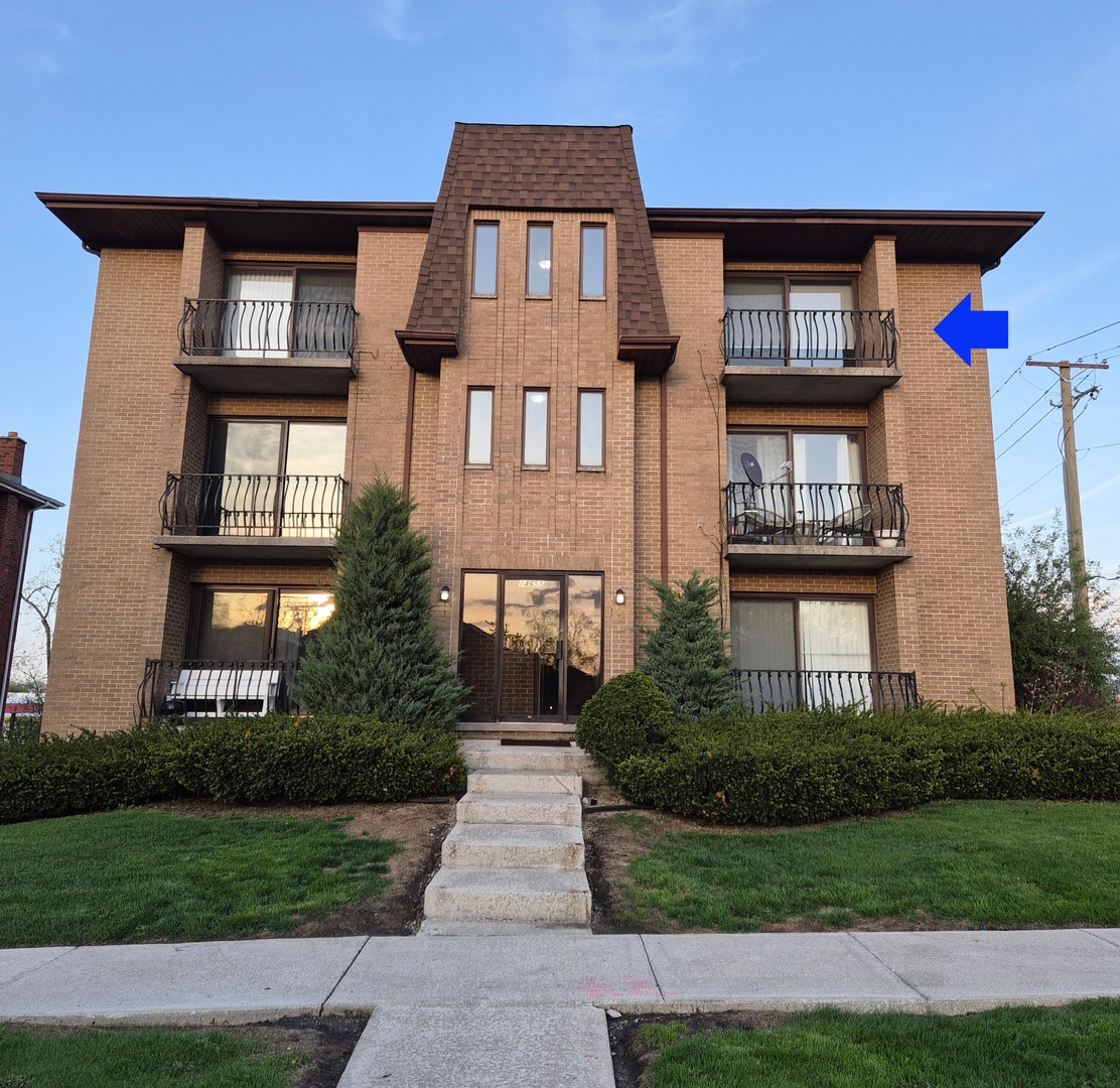 14655 Lamon Avenue #3S, Midlothian, IL