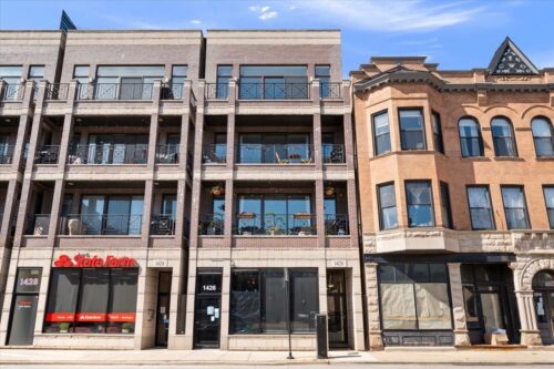 1426 W Irving Park Road #3, Chicago, IL