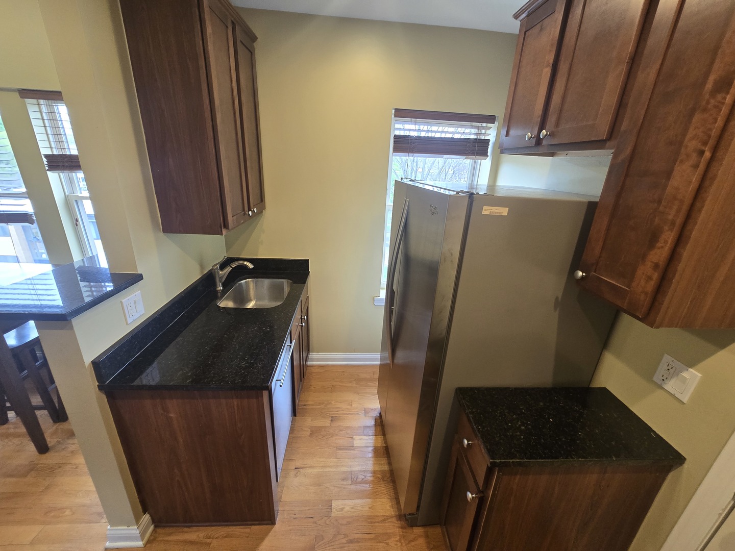 56 Forest Avenue #3N, Riverside, IL