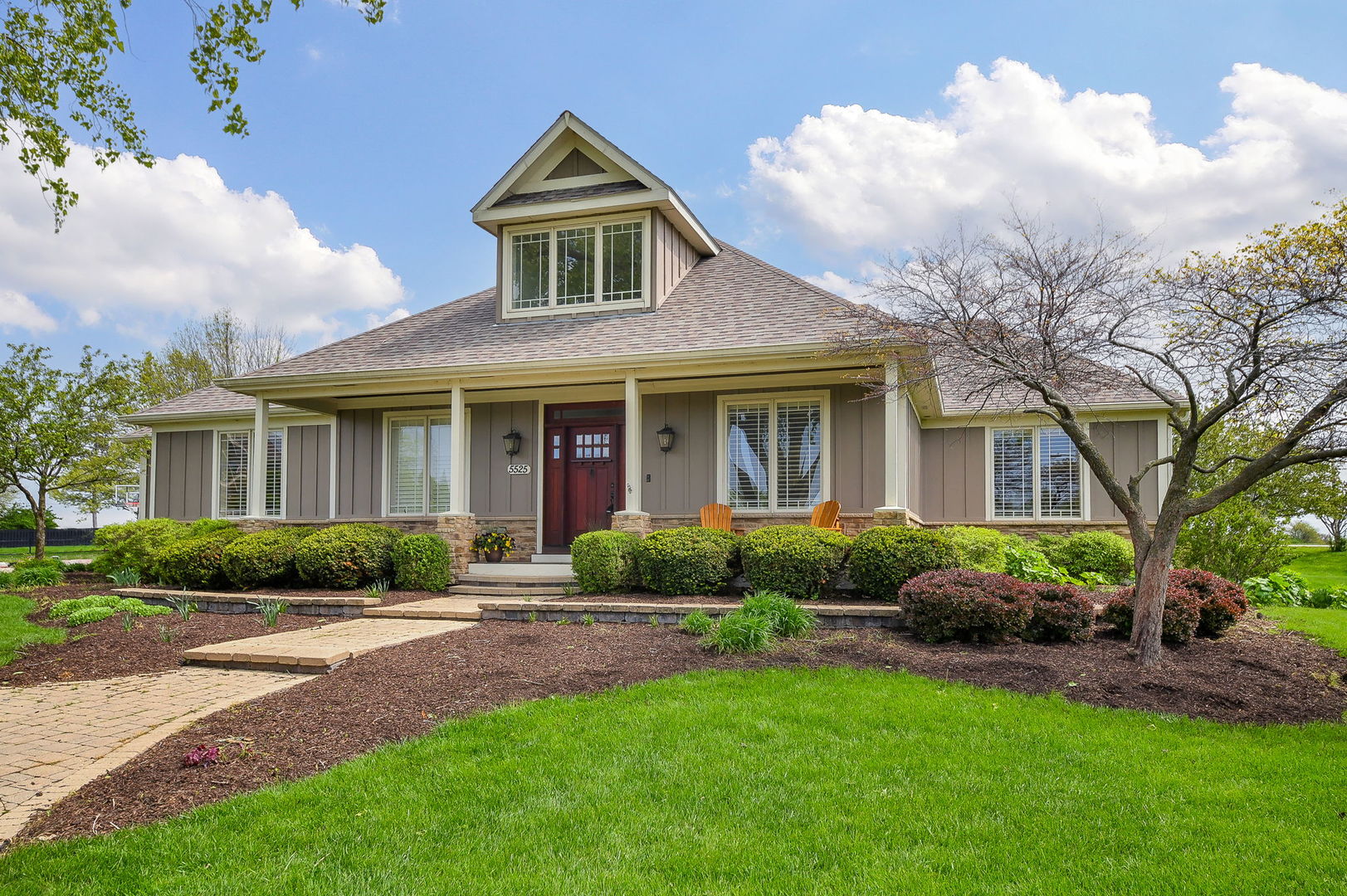 5525 Bluestem Court, Oswego, IL