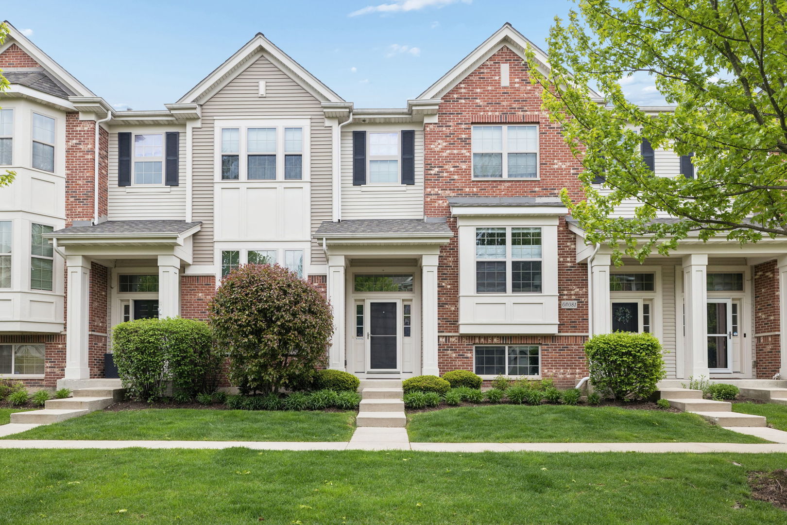 0N083 Vermont Court, Winfield, IL