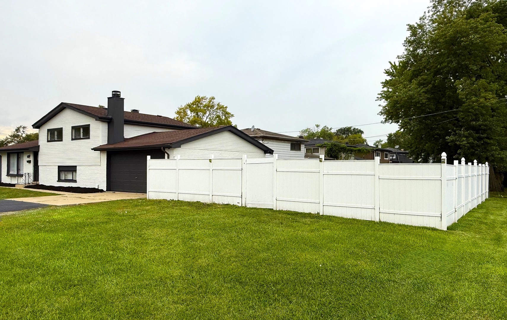 15333 Dante Avenue, Dolton, IL