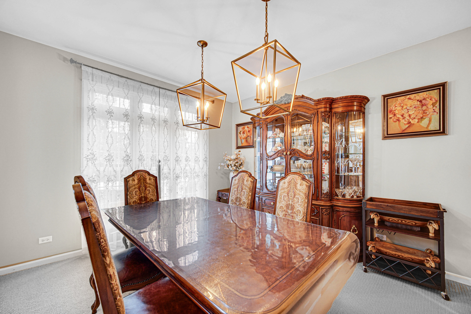 8709 Shade Tree Circle, Lakewood, IL
