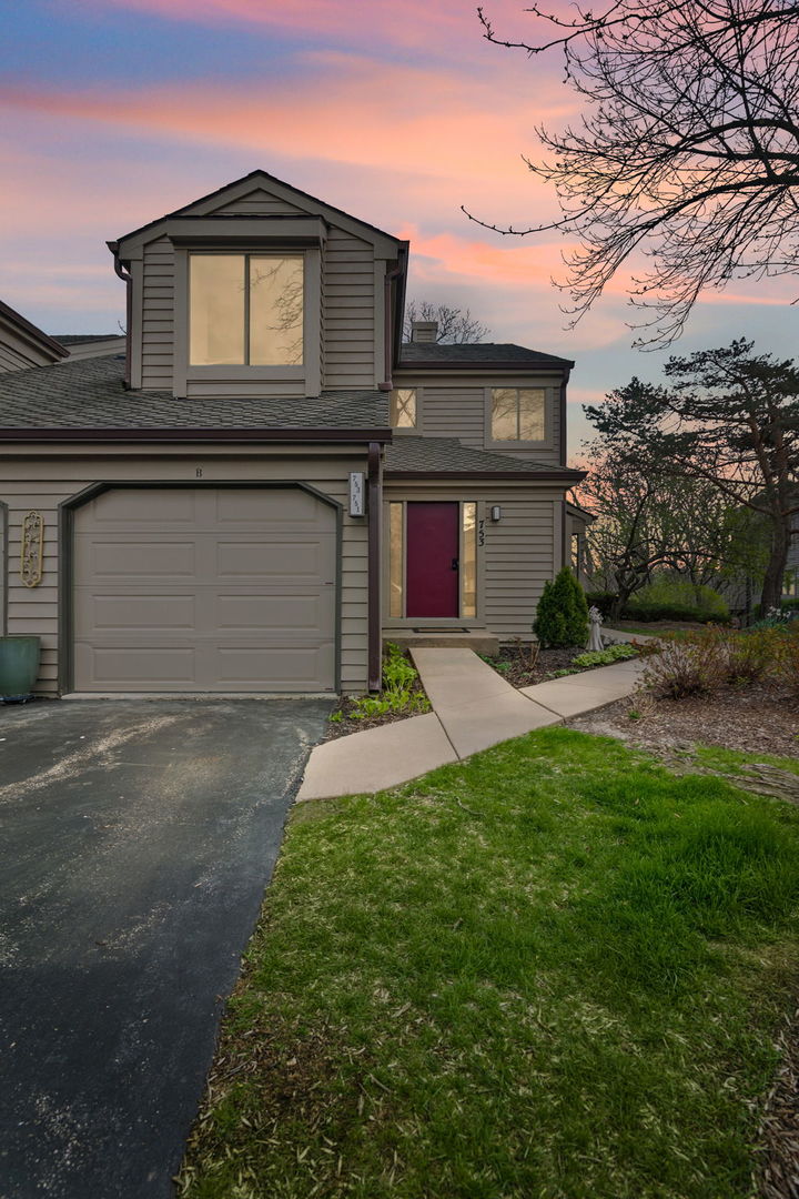 753 Shoreline Road, Lake Barrington, IL
