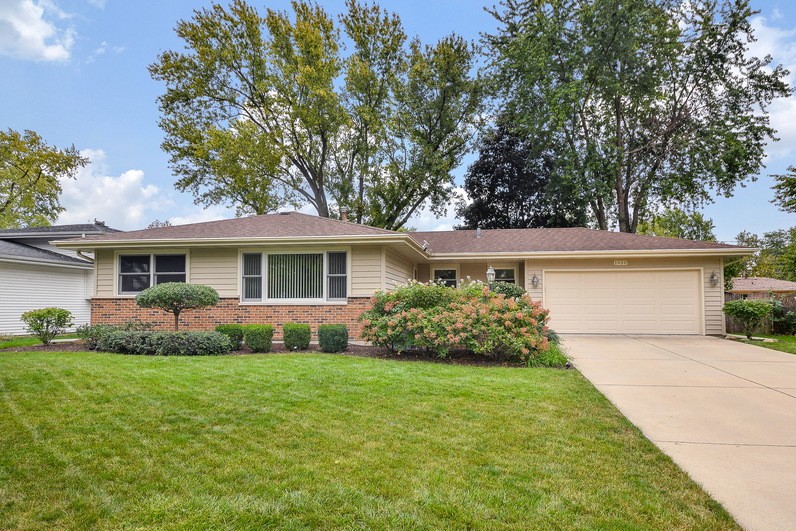 1920 Richard Street, Aurora, IL
