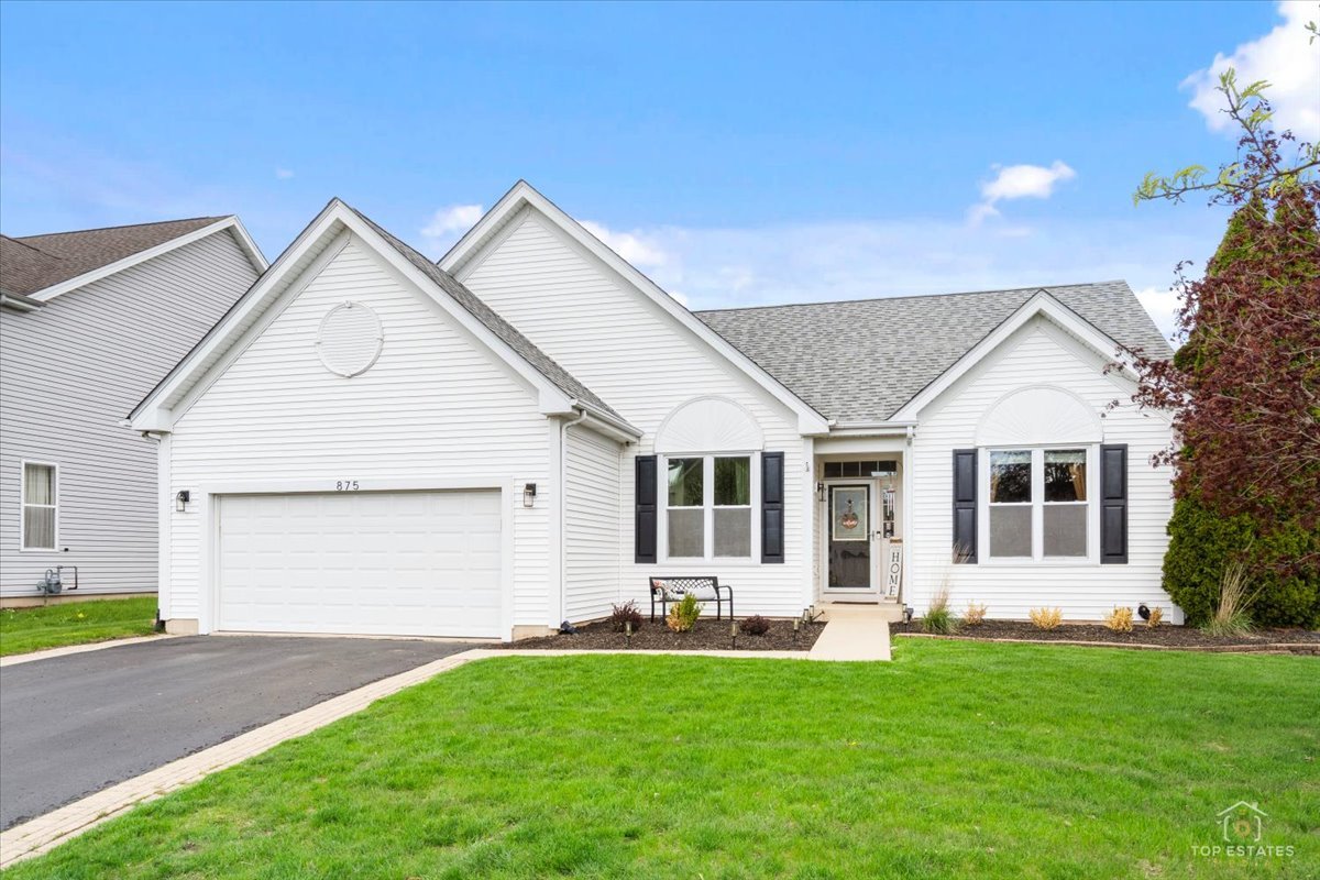 875 RED CLOVER Drive, Aurora, IL