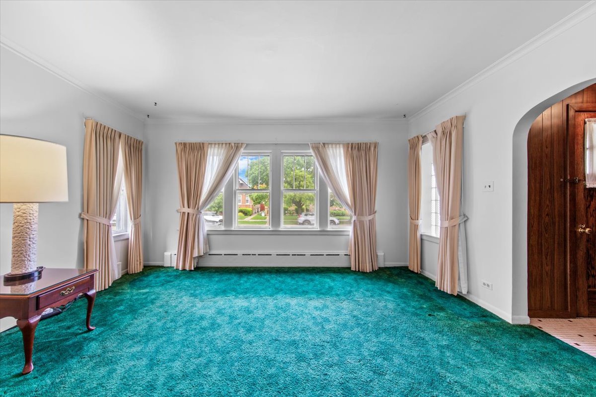 3130 N Monitor Avenue, Chicago, IL
