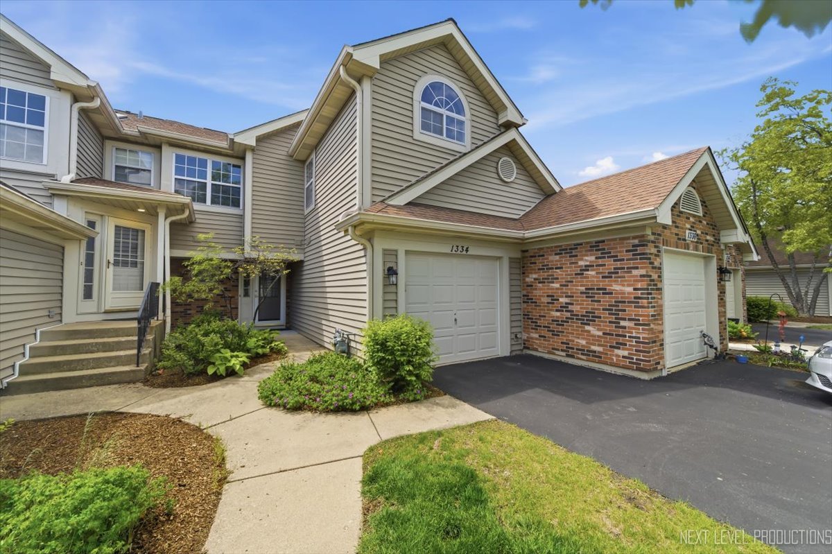 1334 Coldspring Road #1334, Carol Stream, IL