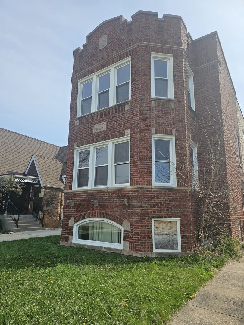 9439 S Racine Avenue, Chicago, IL