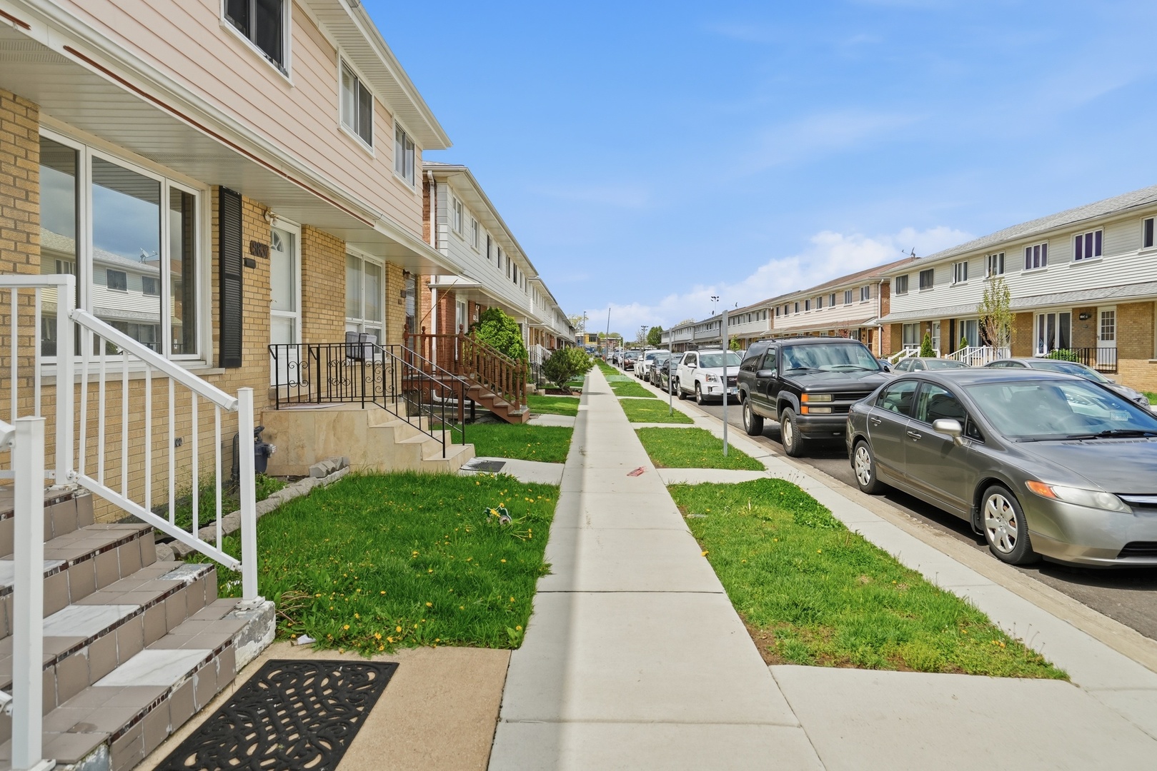 9835 Garden Court, Schiller Park, IL