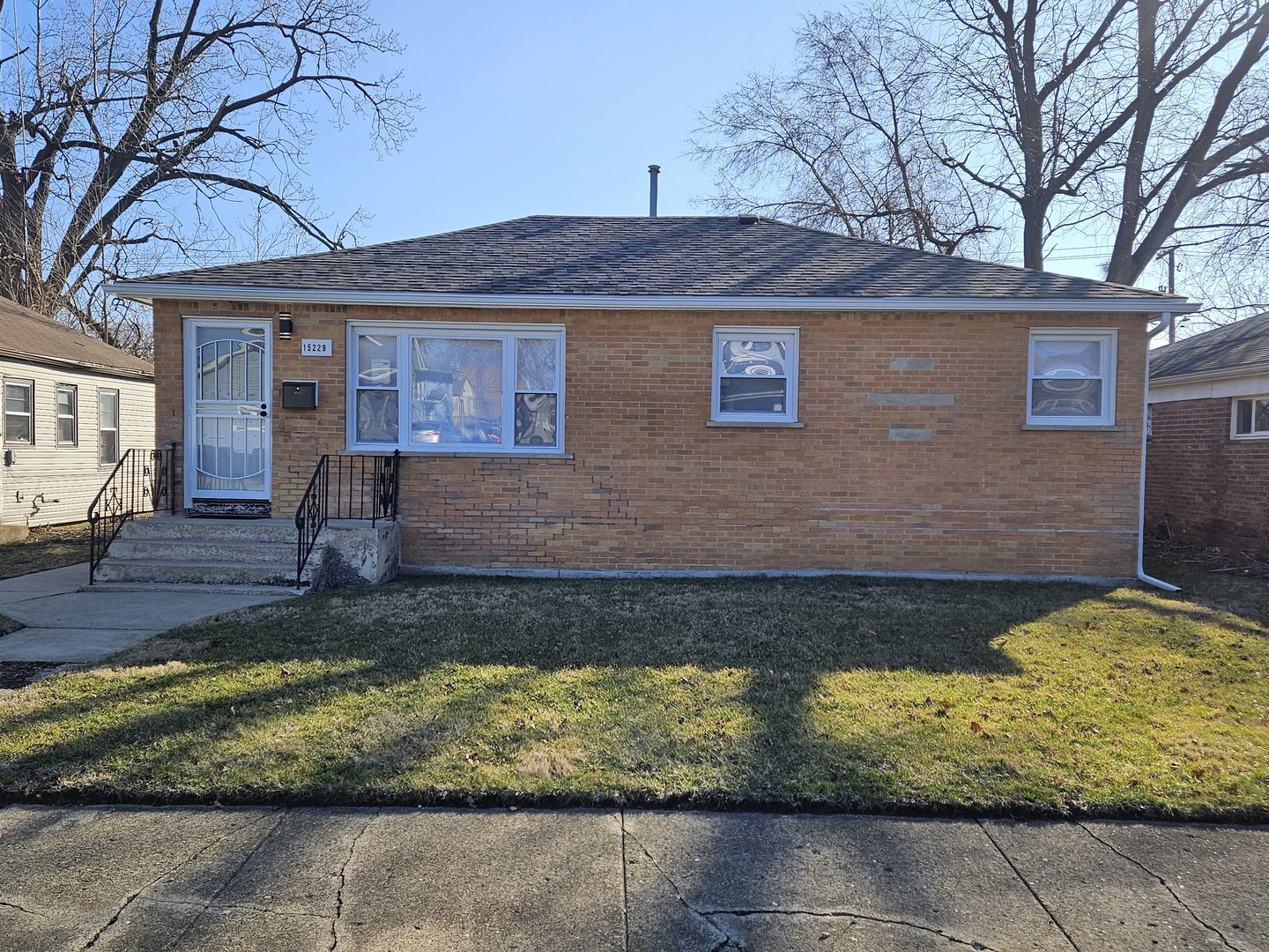 15229 HONORE Avenue, Harvey, IL