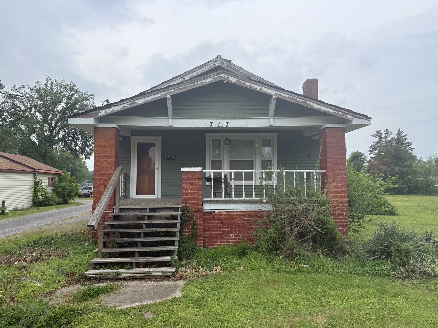 717 W Sloan Street, Harrisburg, IL