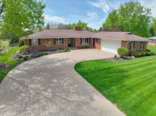 704 N First Street, Elburn, IL
