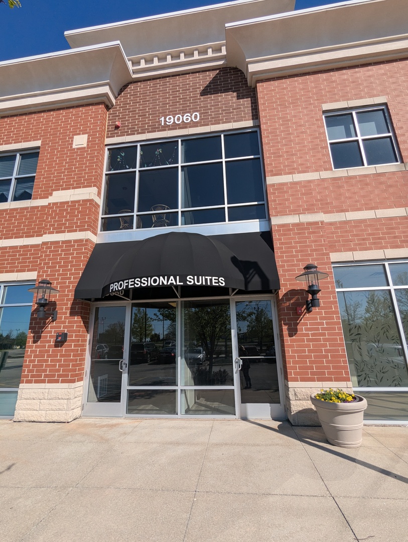 19060 Everett Boulevard #107, Mokena, IL